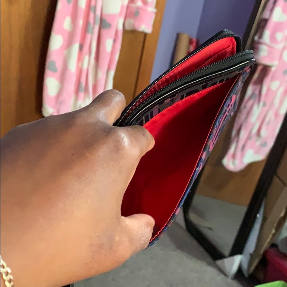 Coach zip around wristlet wallet - Picture 5 of 7